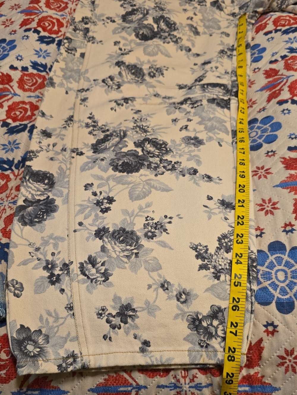 Barrel Jeans - Picture 11 of 13